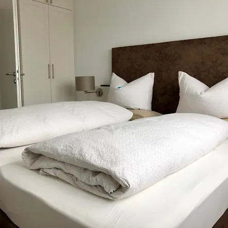 Aparthotel An Der Golfanlage 3*